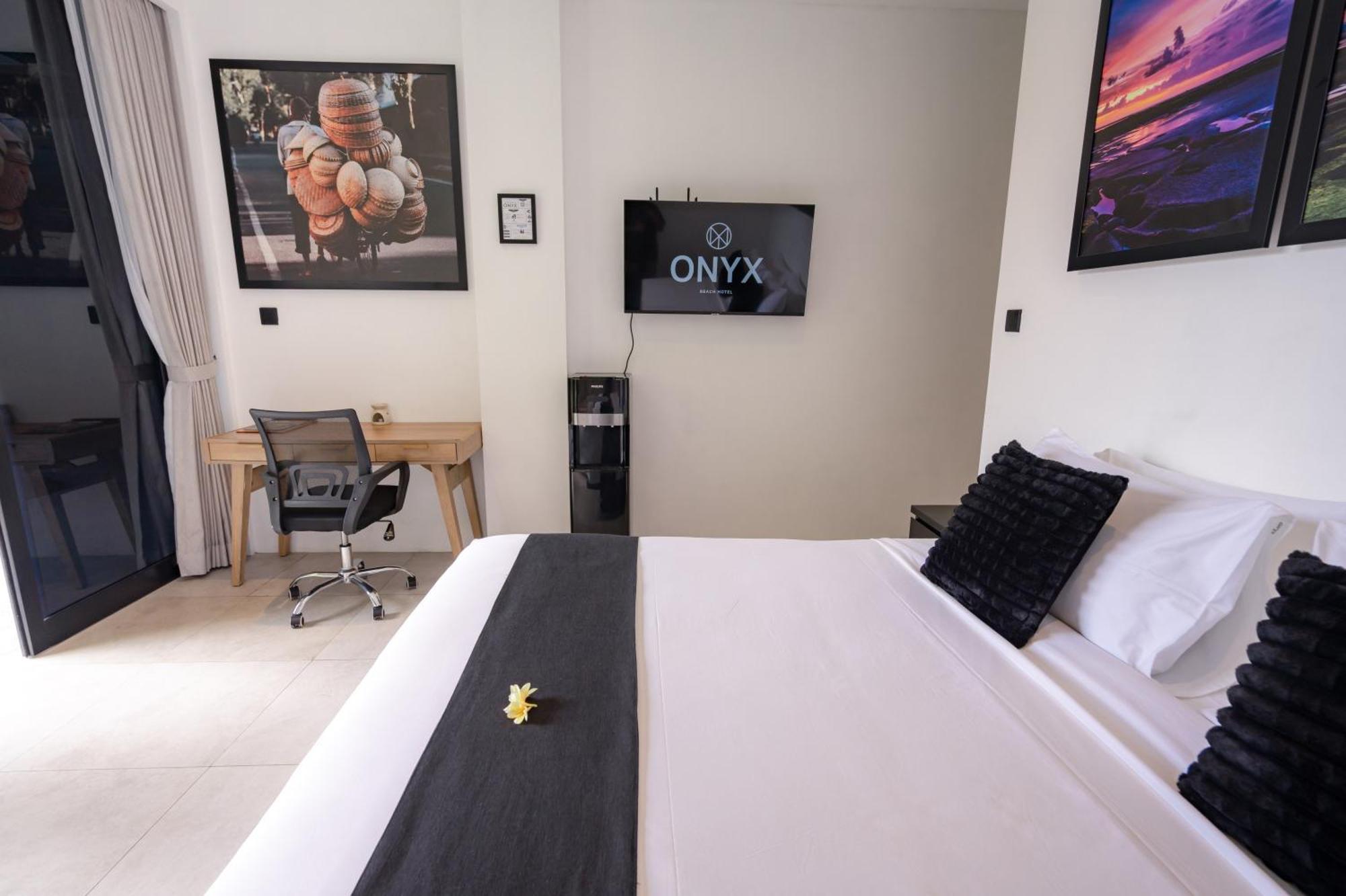 Onyx Beach Hotel Canggu Kültér fotó