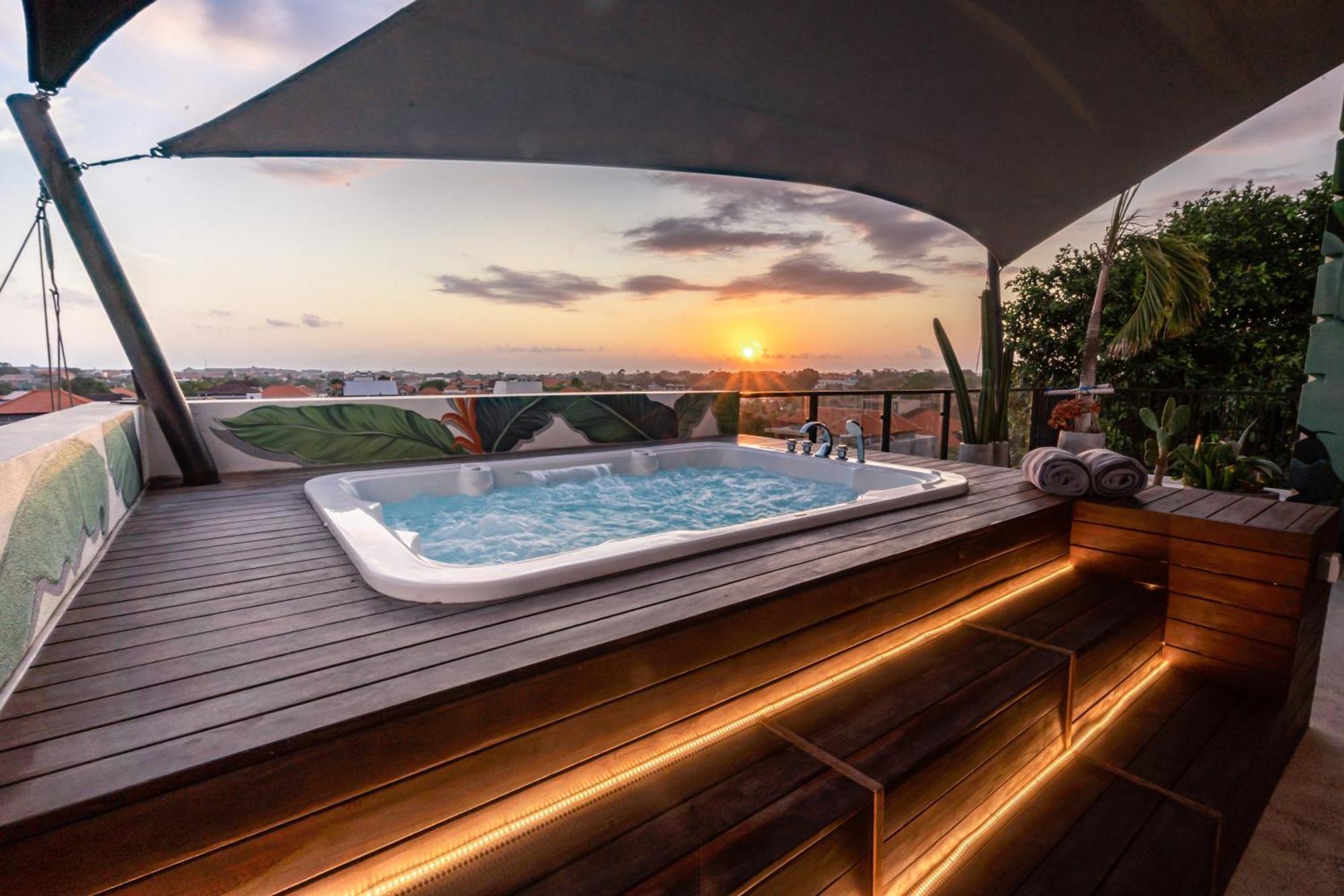 Onyx Beach Hotel Canggu Kültér fotó