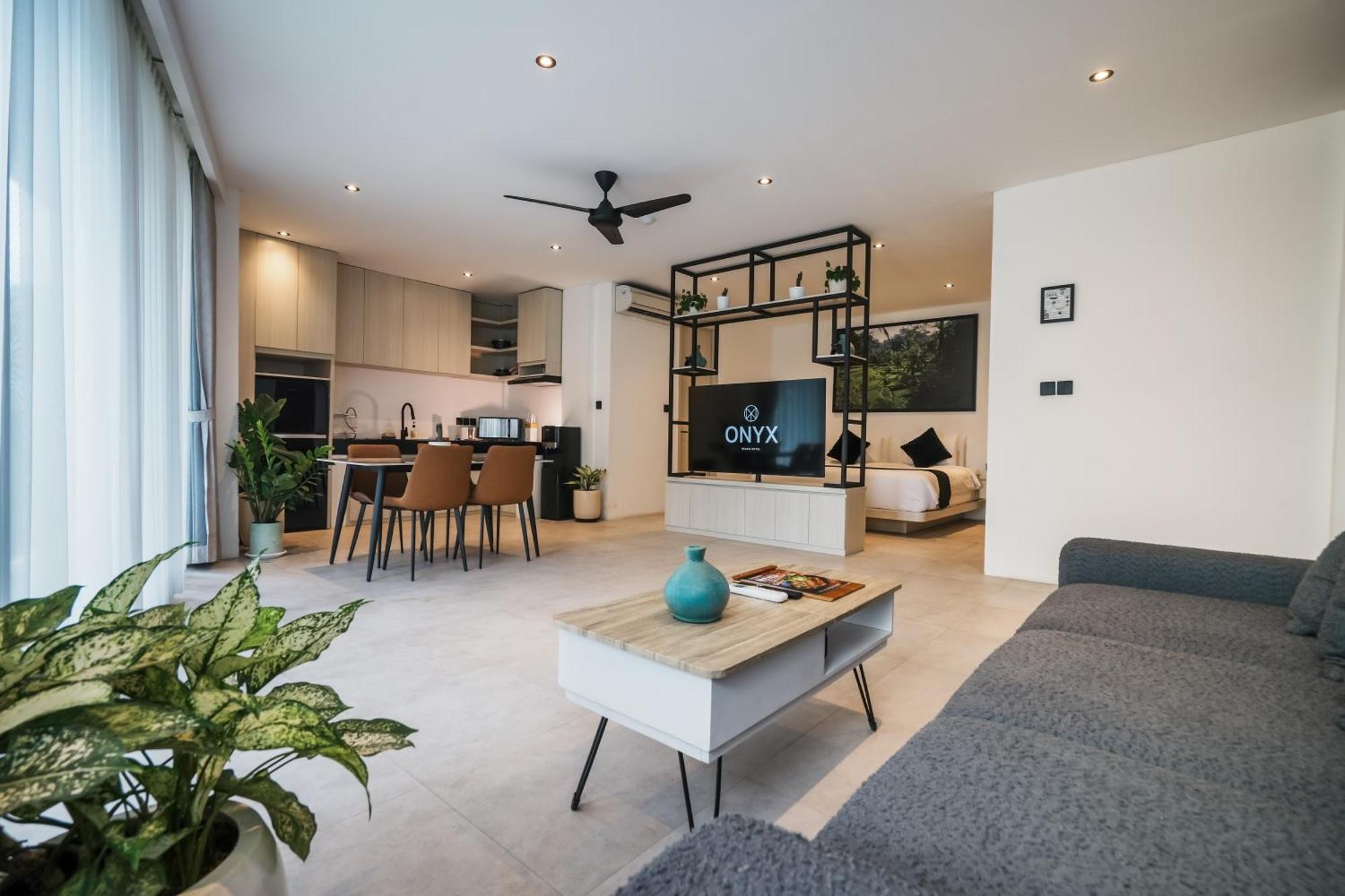 Onyx Beach Hotel Canggu Kültér fotó
