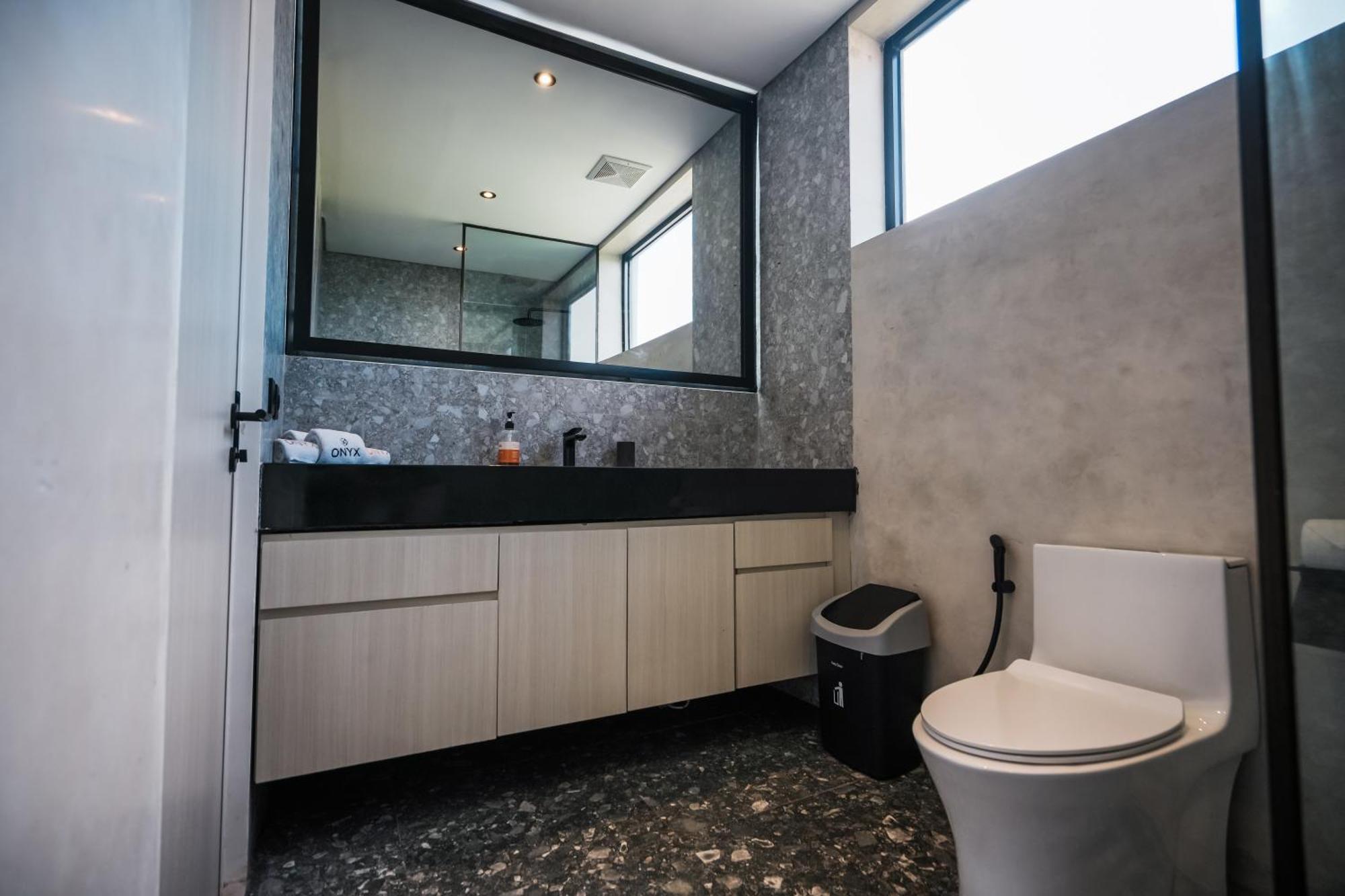 Onyx Beach Hotel Canggu Kültér fotó
