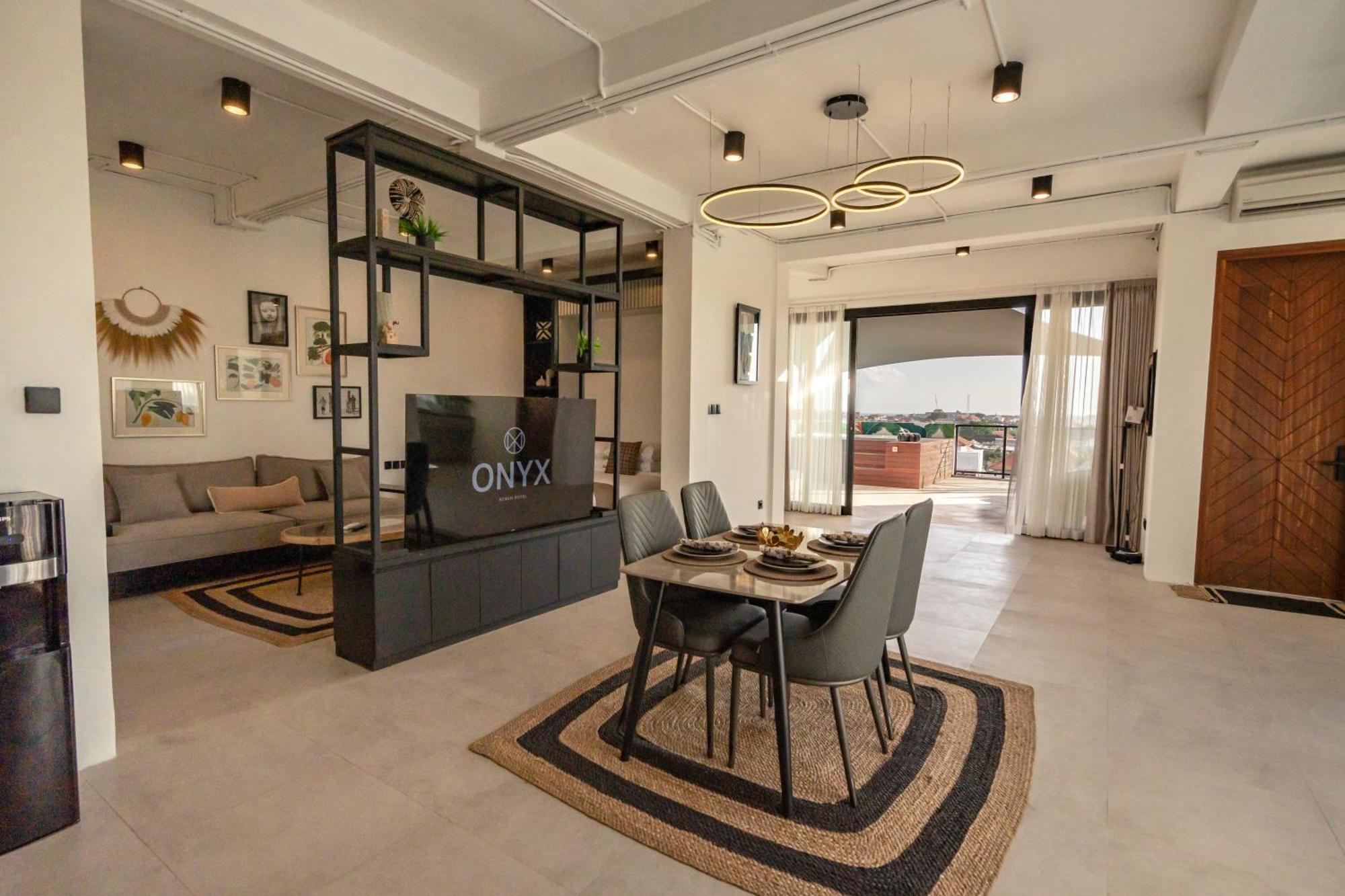 Onyx Beach Hotel Canggu Kültér fotó